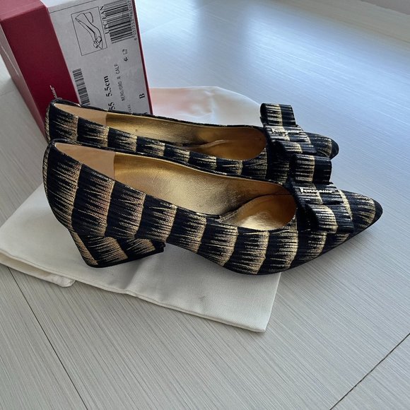 Metallic bow pumps - Picture 14 of 16